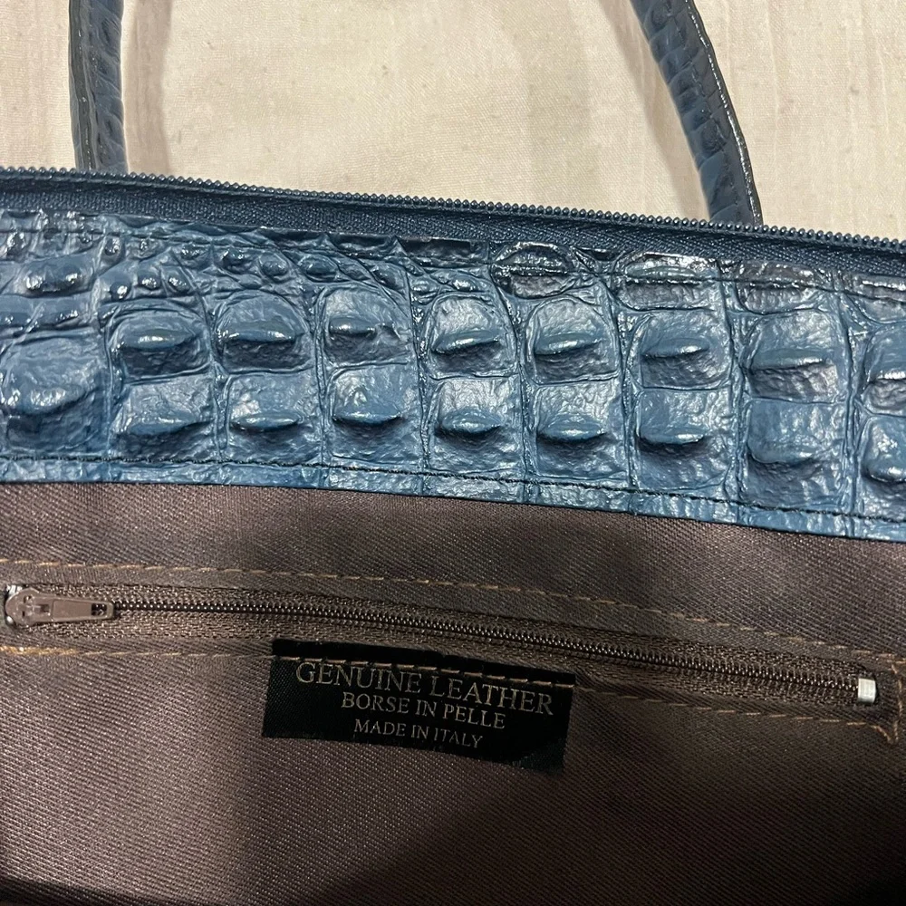 Borse In Pelle Luxurious Blue Crocodile-Embossed Bag - Picture 10 of 16